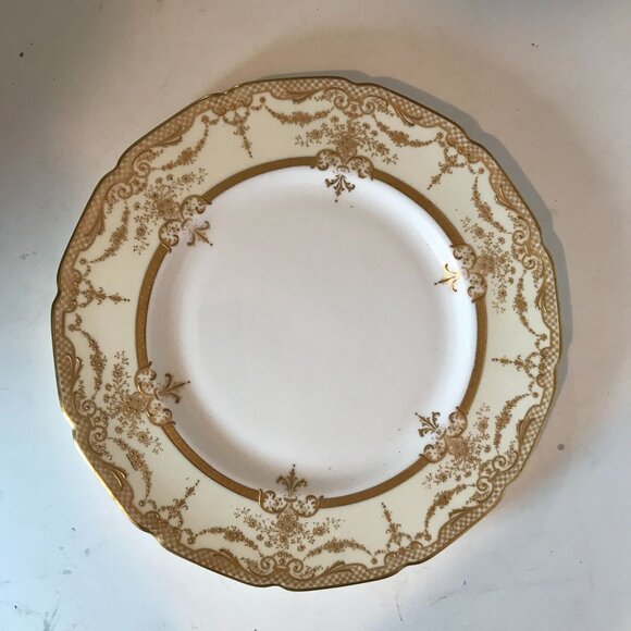 Antique English Raised Guilt Gold & Cream Royal Doulton Dinner Plate - Picture 4 of 7